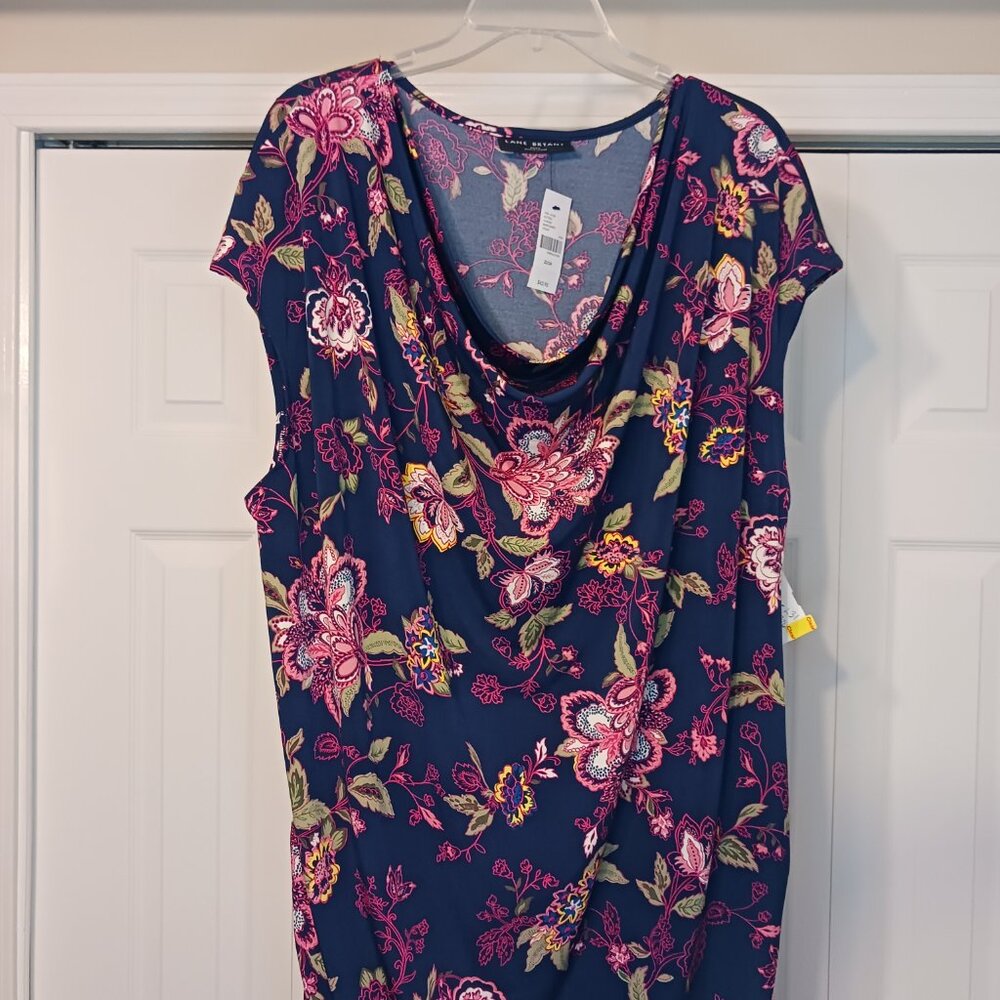 #172 NWT Lane Bryant Blue/Red Short Sleeve Top Size 1X